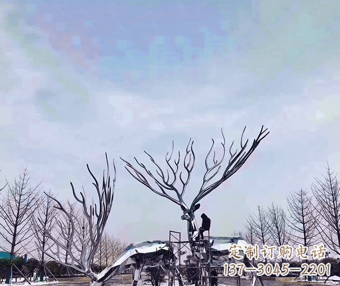 佛山大型鹿群不锈钢雕塑