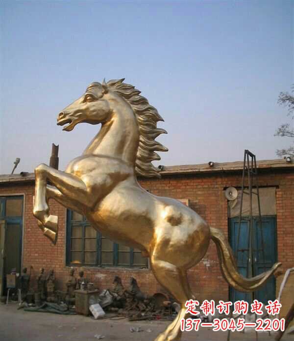 佛山奔马精致瓷器