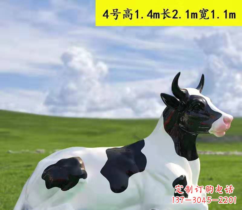 佛山玻璃钢彩绘黑白奶牛雕塑