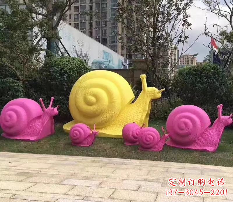 佛山玻璃钢彩绘蜗牛雕塑