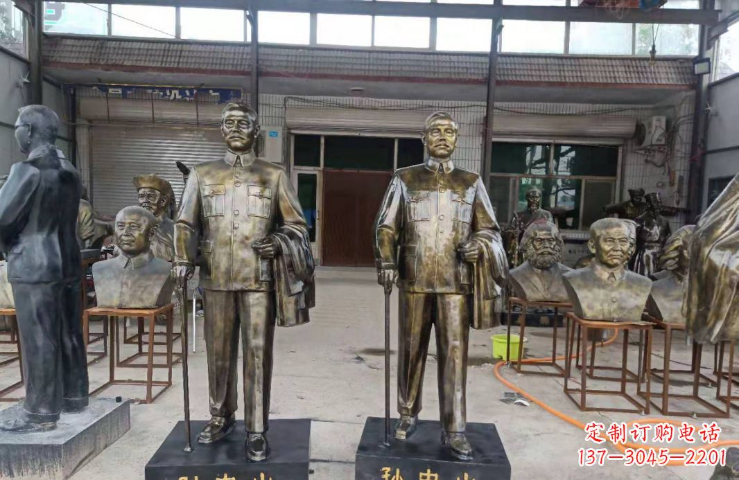佛山玻璃钢仿铜的孙中山雕塑——缅怀伟人,传承精神