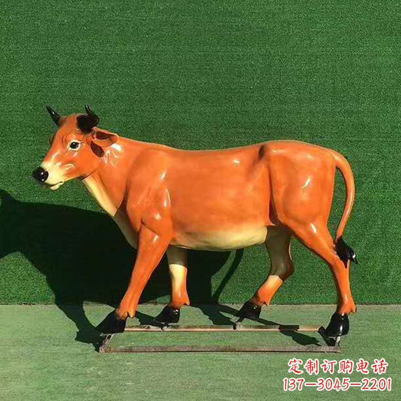 佛山玻璃钢材料制作的动物雕塑