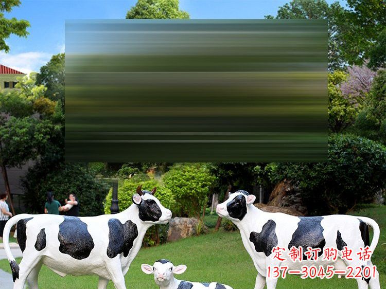 佛山玻璃钢仿真奶牛雕塑以现实奶牛为灵感