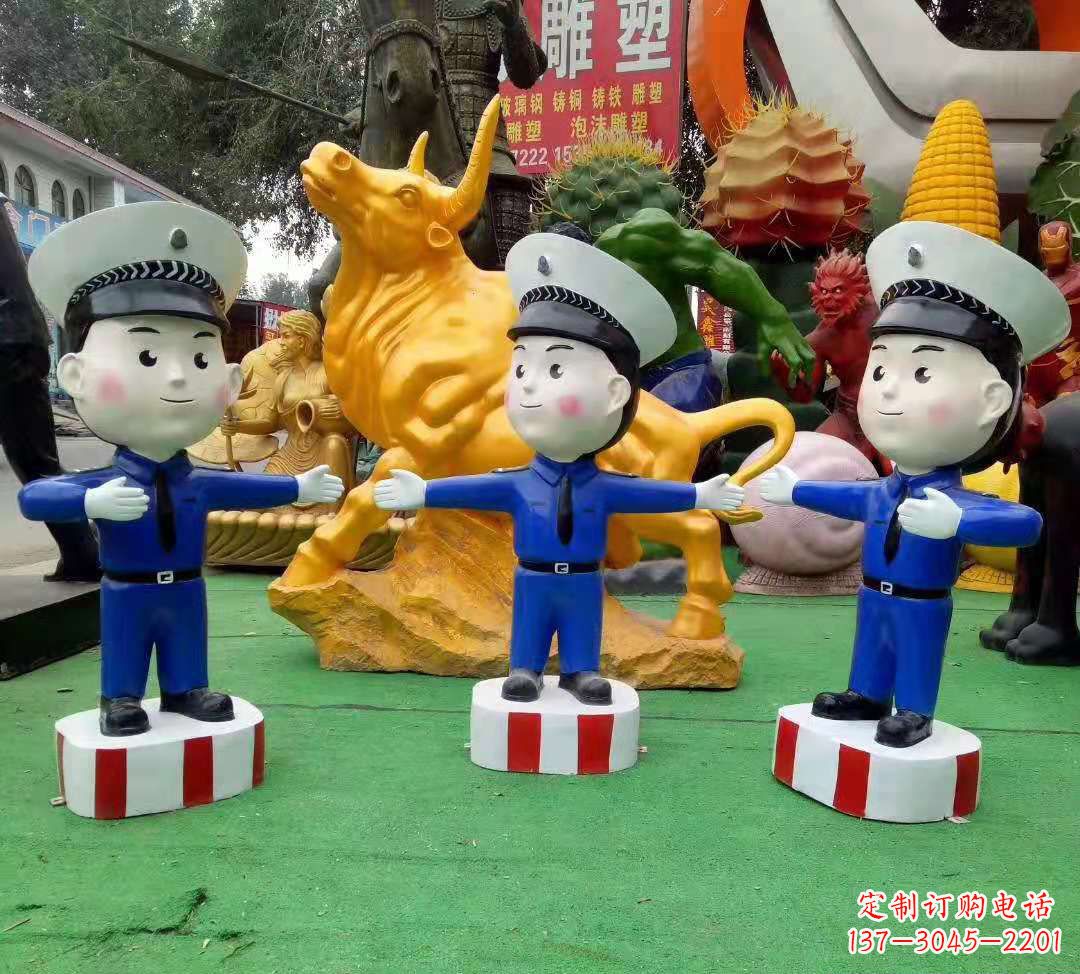 佛山玻璃钢制作的交通警察雕塑