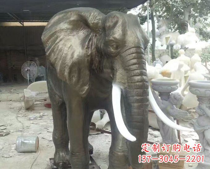 佛山玻璃钢大象雕塑——一座非凡的雕塑