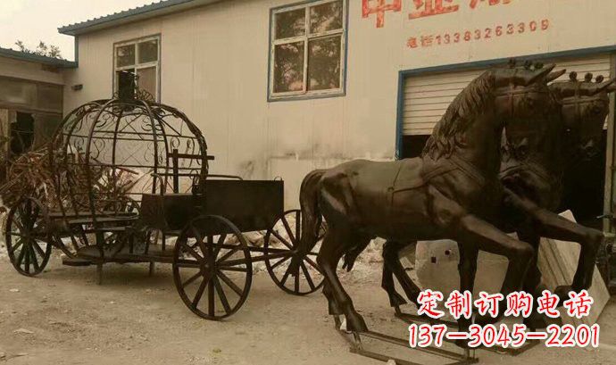 佛山玻璃钢欧式马车雕塑精美艺术品