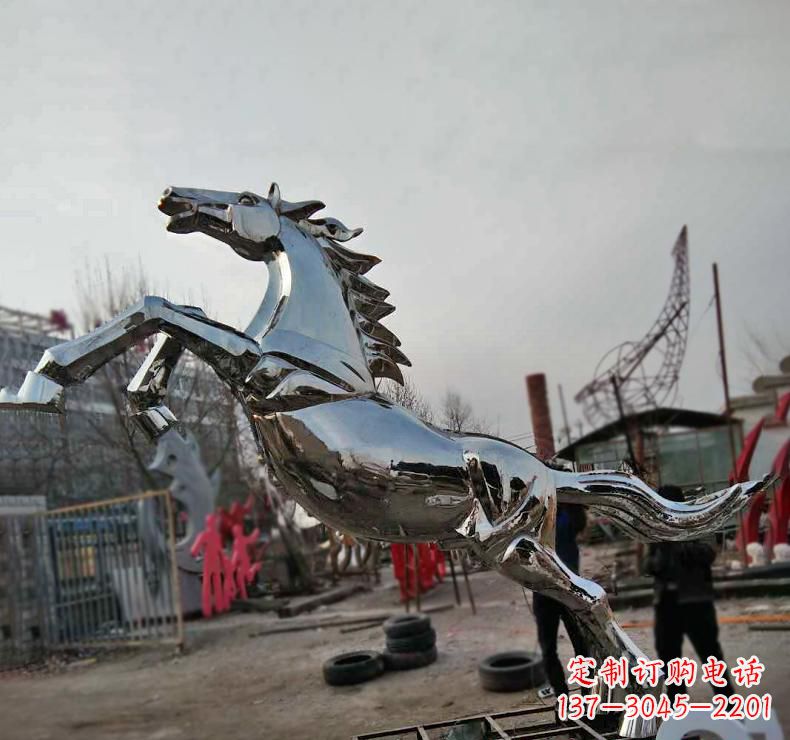 佛山不锈钢奔跑马雕塑驰骋在人间的艺术精灵