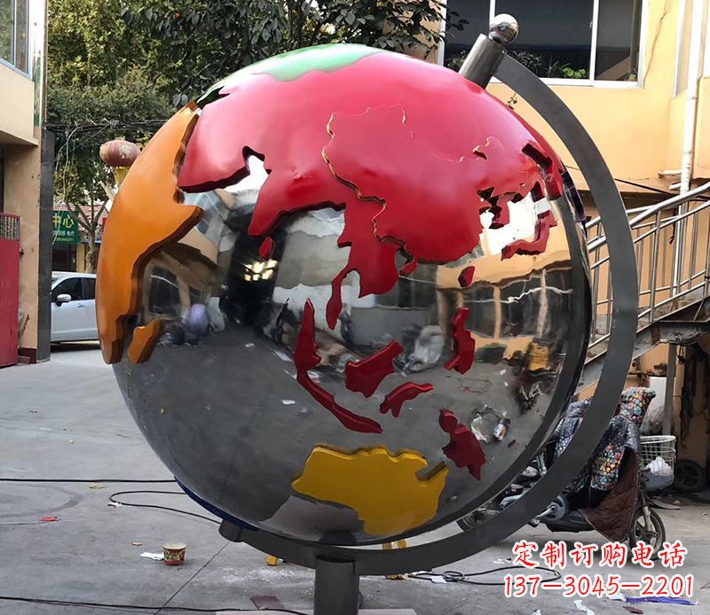 佛山不锈钢彩绘地球仪雕塑与世界接轨