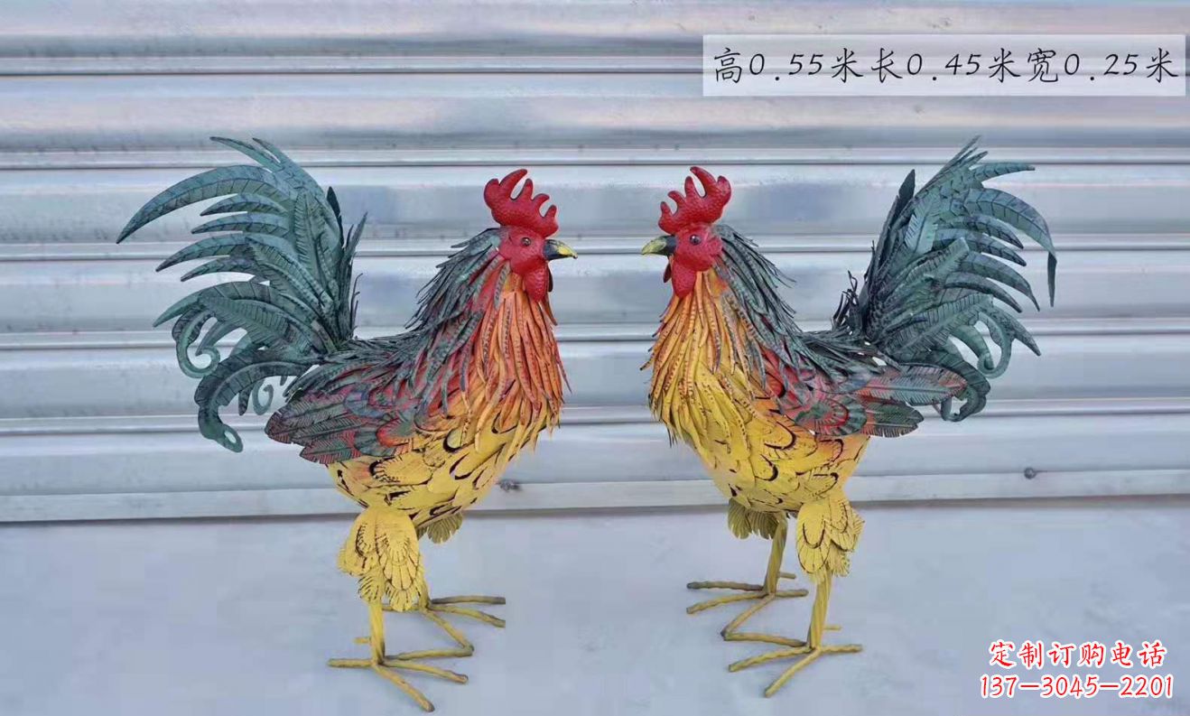 佛山不锈钢彩绘公鸡雕塑——景观雕塑的精彩绽放
