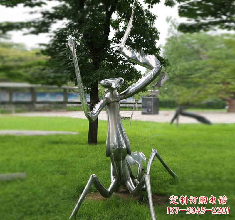 佛山不锈钢螳螂雕塑精致美观的艺术品