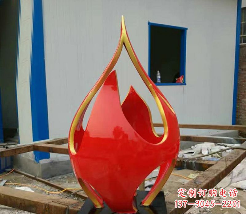 佛山不锈钢龙雕塑点缀火龙果广场