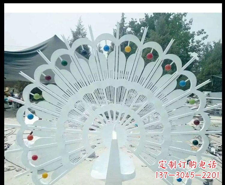 佛山精美不锈钢孔雀雕塑