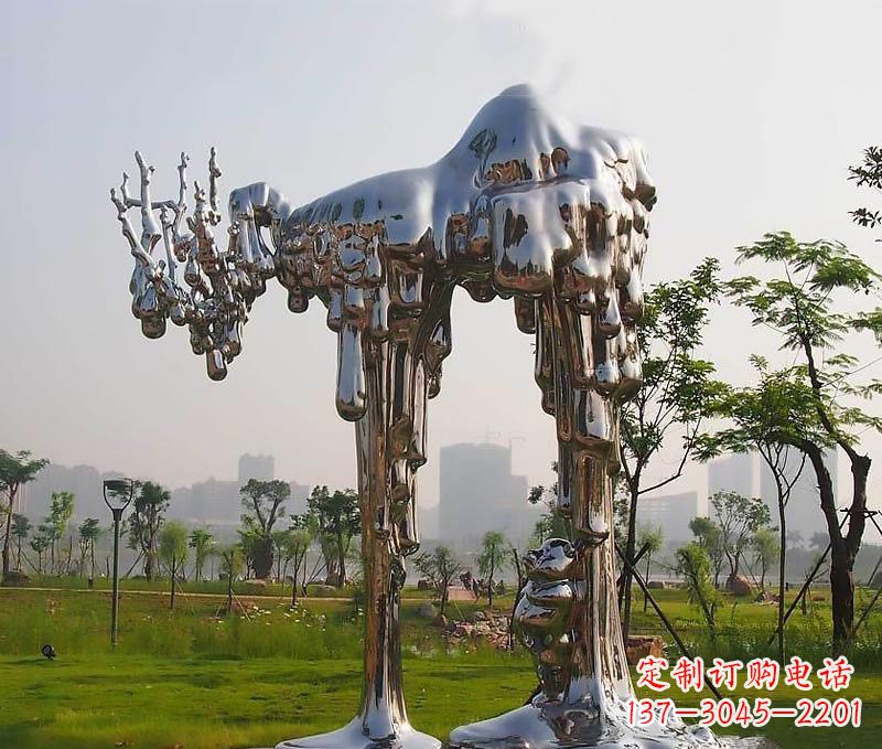 佛山拱门雕塑以不锈钢点缀精美的艺术品