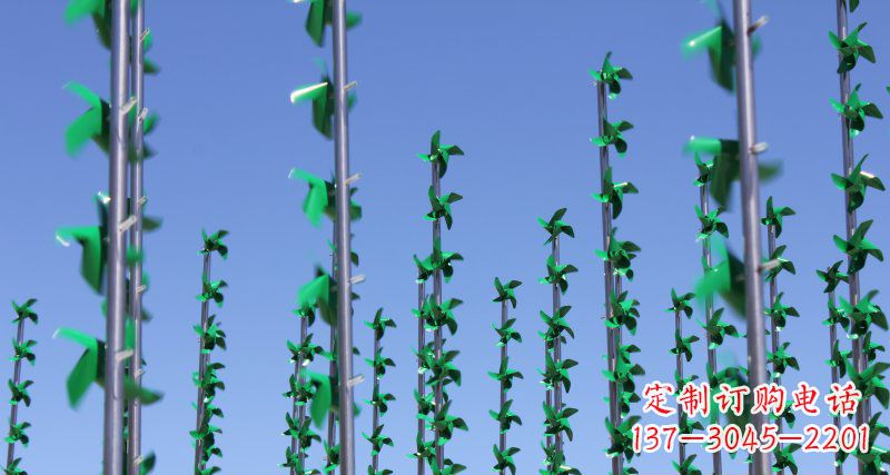 佛山螺旋风车给广场景观带来的旋转欢乐