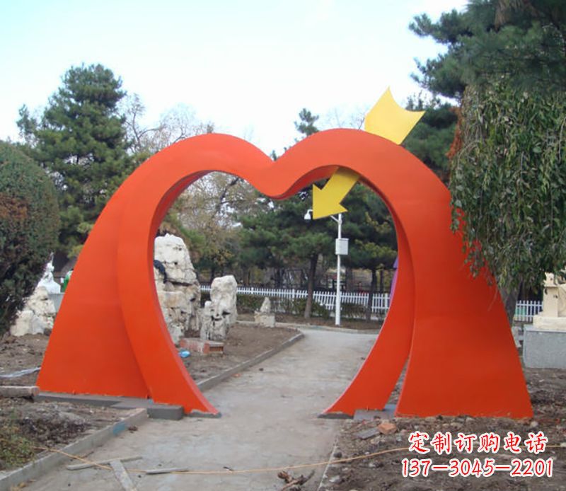 佛山不锈钢拱门雕塑给空间增添灵动之美