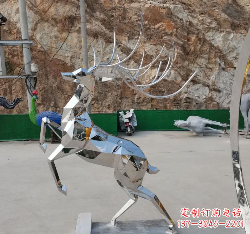 佛山不锈钢广场梅花鹿雕塑