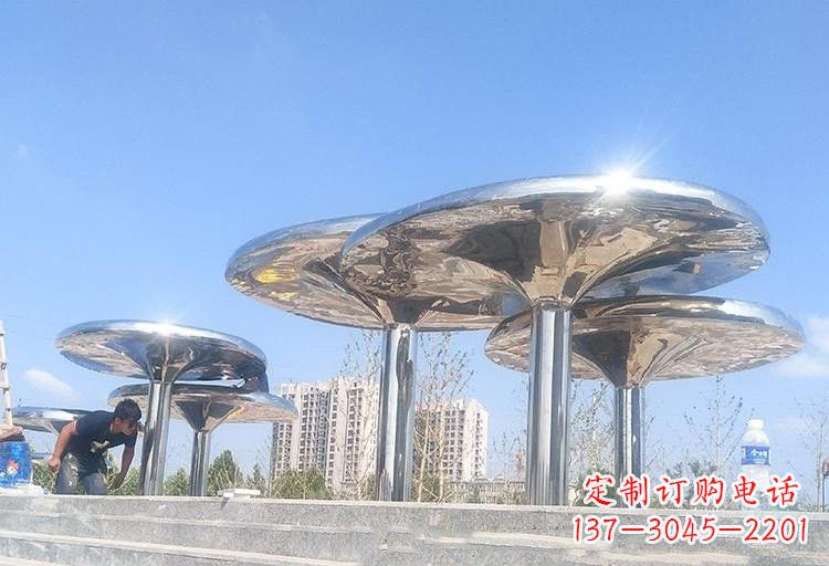 佛山不锈钢广场凉亭雕塑——精美雕塑点缀美丽环境