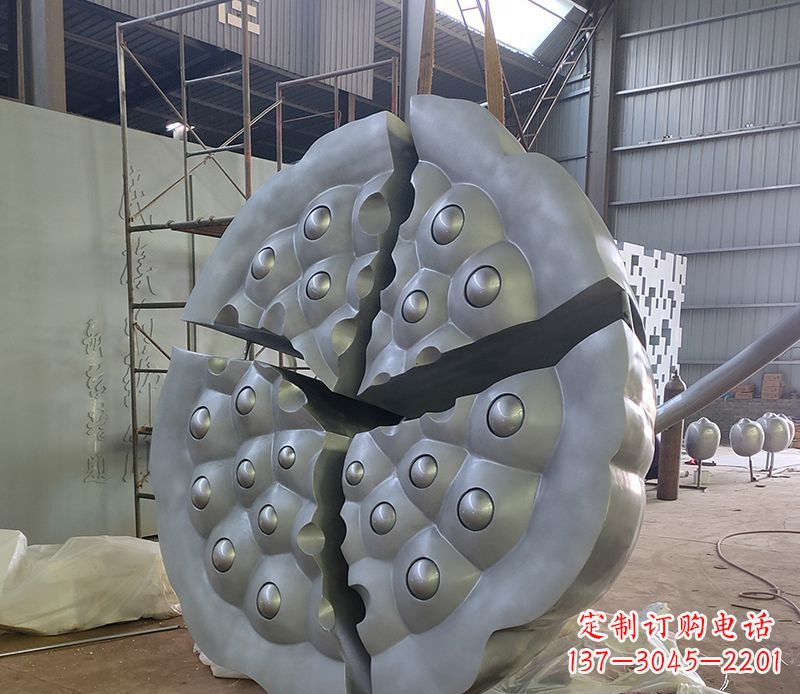 佛山不锈钢莲蓬雕塑精美外形 引人入胜