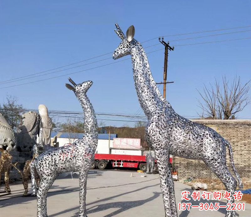 佛山不锈钢镂空长颈鹿雕塑