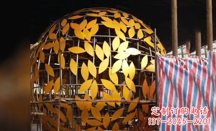 佛山不锈钢镂空树叶雕塑——精美绝伦