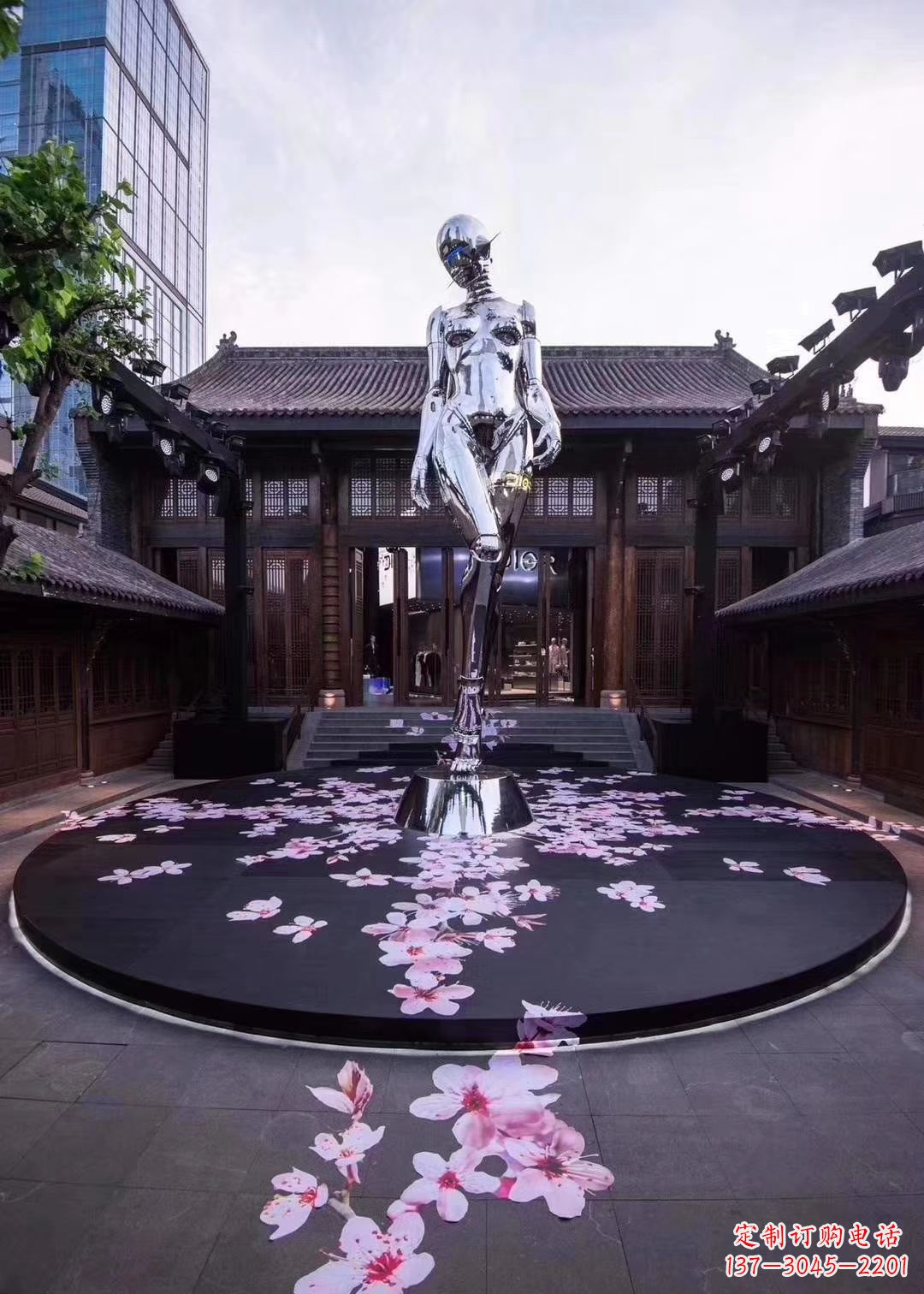 佛山美女雕塑点亮城市之美