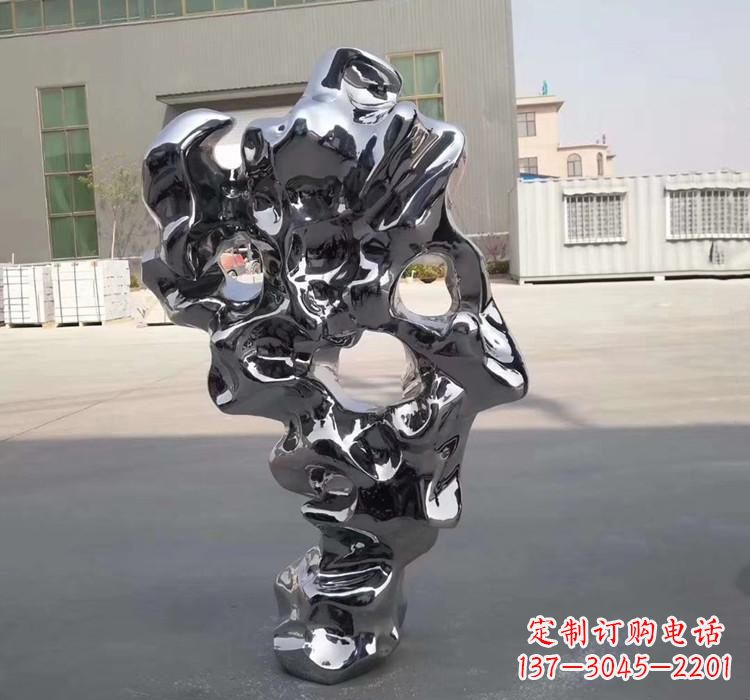 佛山太湖石雕塑精美的艺术瑰宝
