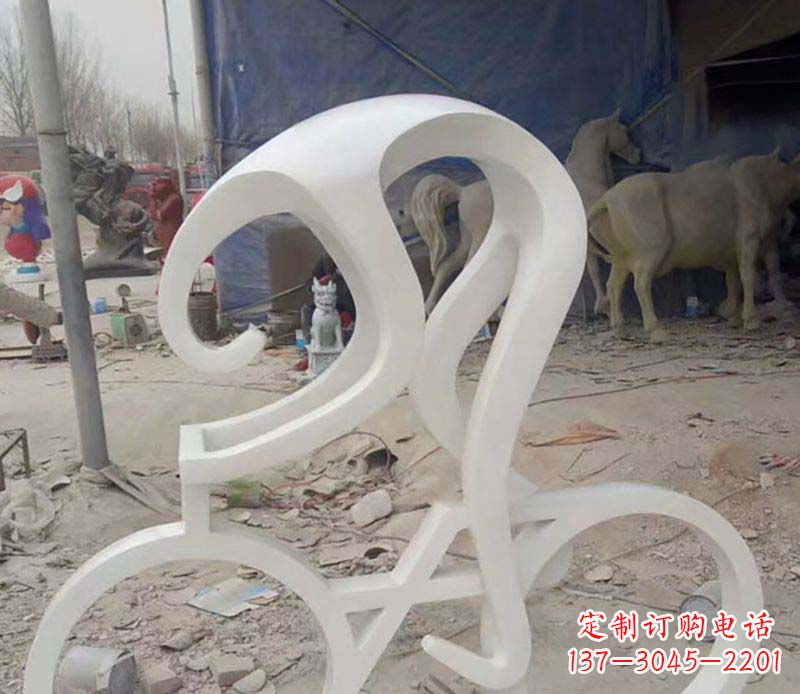佛山不锈钢自行车雕塑——景观的点缀