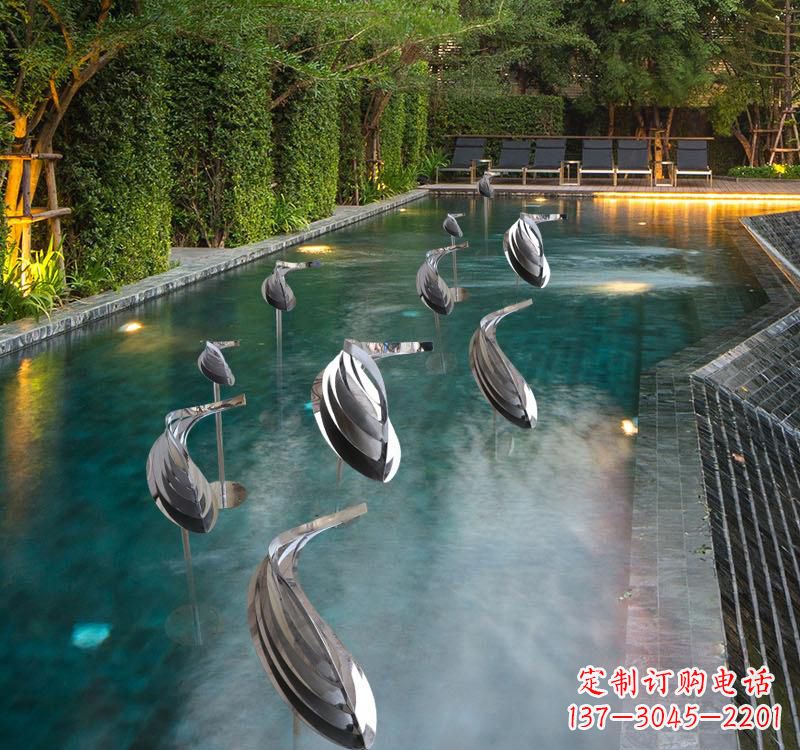 佛山不锈钢动物雕塑——美丽的水景装置