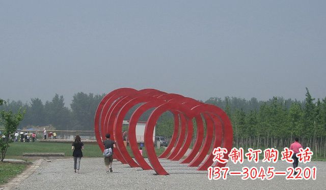 佛山不锈钢心形拱门雕塑美丽而神圣