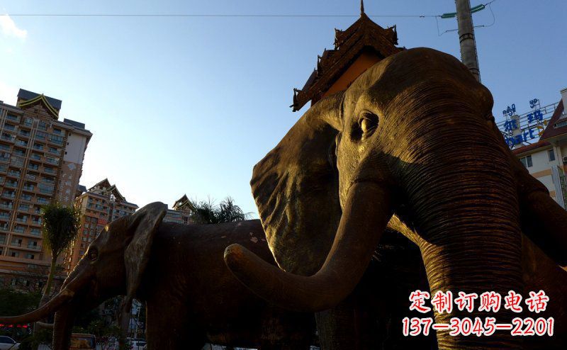 佛山步行街上的大象雕塑——给街道带来活力