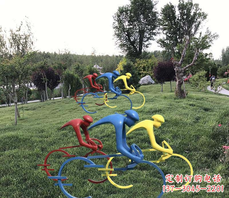 佛山抽象的自行车雕塑——构筑美丽的公园景观