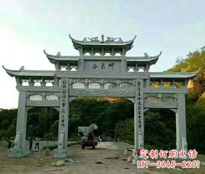 佛山村口石雕牌楼千百年文化瑰宝