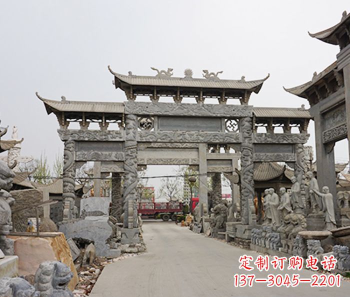 佛山该牌坊雕塑。