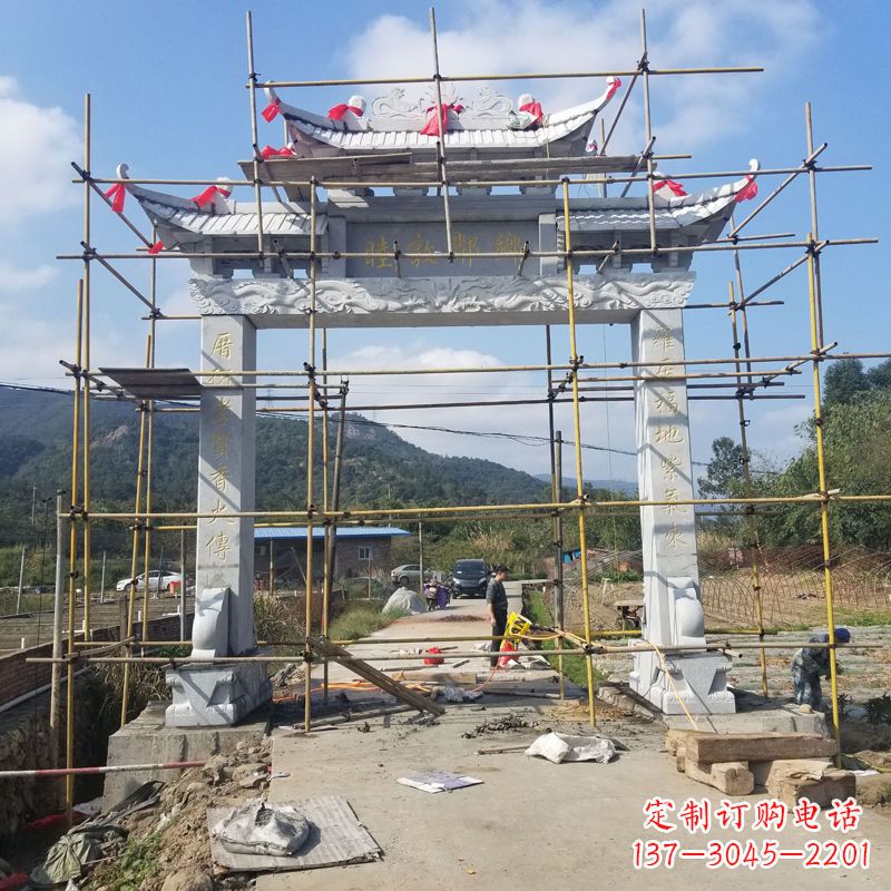 佛山村庄石牌坊雕塑传承民间文化