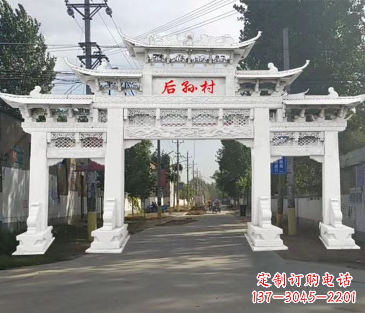 佛山精巧古朴的村庄牌坊石雕