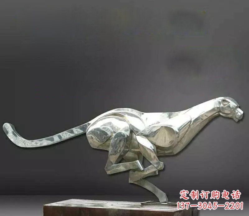 佛山公园不锈钢奔跑的豹子动物雕塑