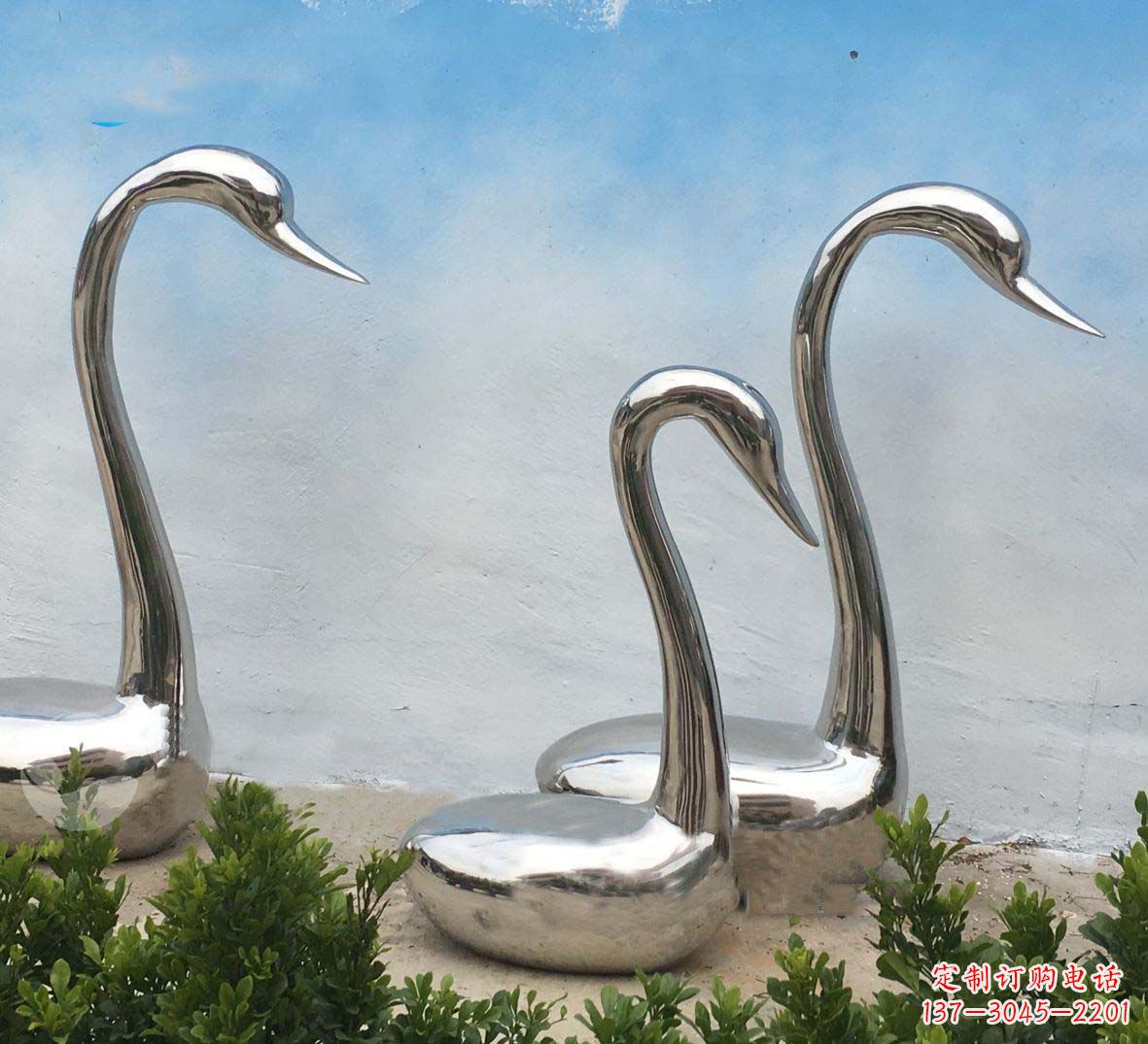 佛山精美不锈钢抽象天鹅座椅雕塑