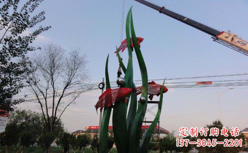 佛山欧洲风格鲤鱼不锈钢雕塑