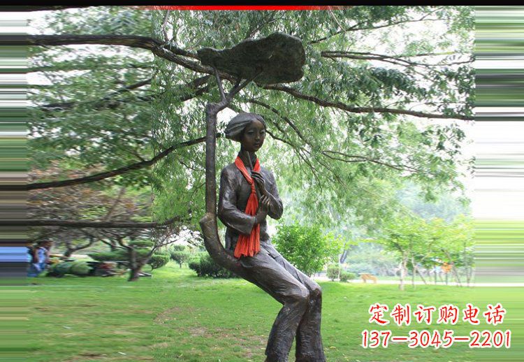 佛山可爱迷人的美女雕塑