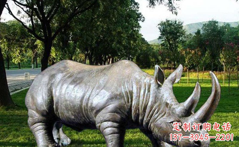 佛山公园犀牛玻璃钢
