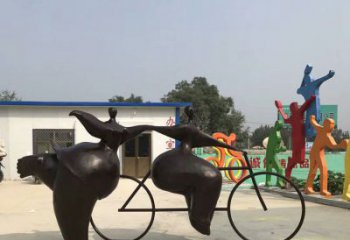 佛山青春无悔，精致自行车雕塑