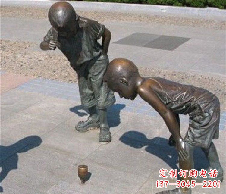 佛山欣赏小男孩小品铜陀螺雕塑