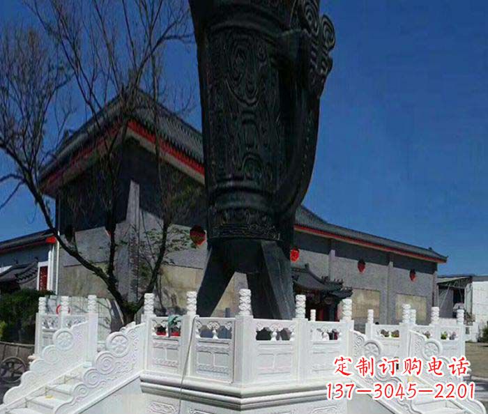 佛山汉白玉升旗台石雕：高贵而典雅