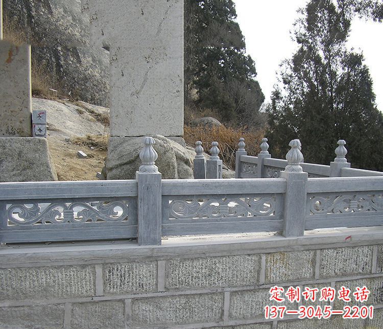 佛山中领雕塑:门神镇守!大理石栏板石雕