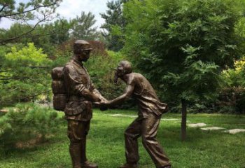 佛山缅怀八路军历史，铸就具有纪念意义的老人铜雕