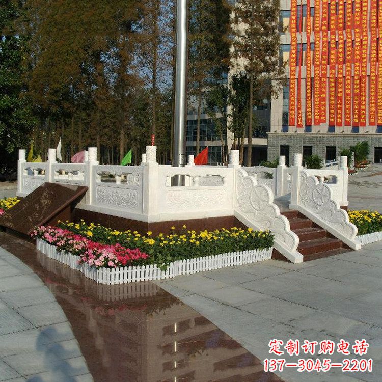 佛山企业汉白玉石雕广场升旗台