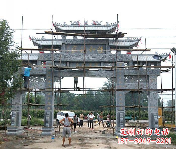 佛山三门牌坊石雕-传统工艺制作出行业领先的雕塑