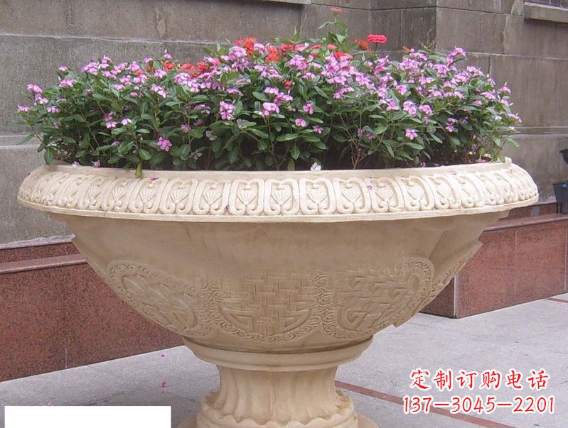 佛山中领雕塑拥有多年的雕塑制作经验,特别是景…