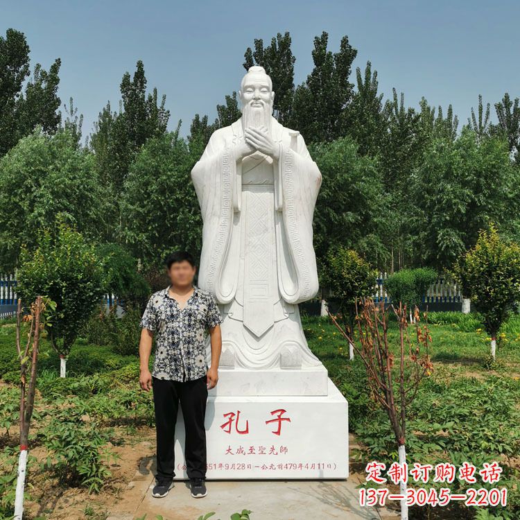 佛山寺庙孔子雕像