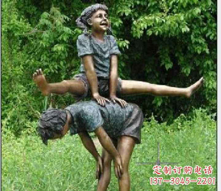 佛山玩跳山羊的儿童铜雕